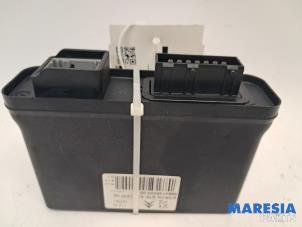 Gebruikte Computer cabriokap Peugeot 207 CC (WB) 1.6 16V THP Prijs € 160,00 Margeregeling aangeboden door Maresia Parts