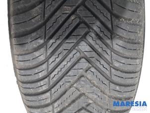 Gebruikte Band Peugeot 208 II (UB/UH/UP) 1.2 Vti 12V PureTech 75 Prijs € 30,00 Margeregeling aangeboden door Maresia Parts