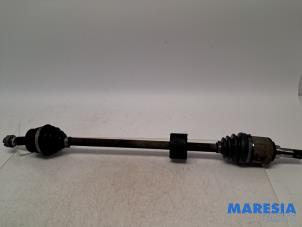 Gebruikte Steekas rechts-voor Fiat 500 (312) 1.4 16V Prijs € 35,00 Margeregeling aangeboden door Maresia Parts