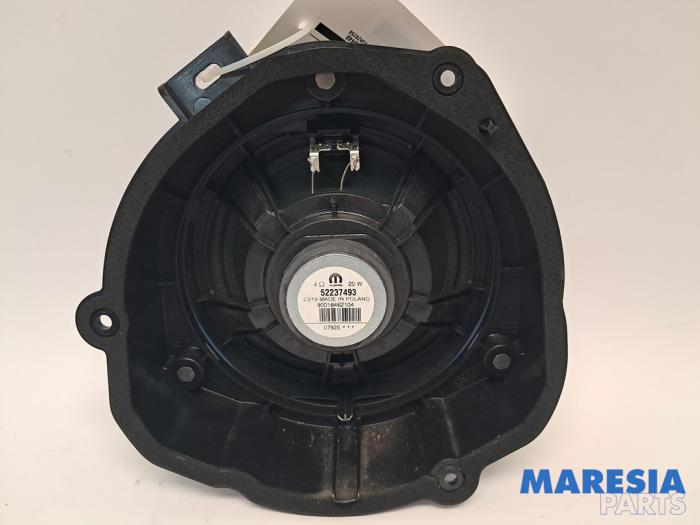 Luidspreker van een Alfa Romeo Junior 1.2 Ibrida 2025