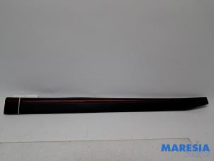 Gebruikte Deurlijst Alfa Romeo Junior 1.2 Ibrida Prijs € 79,99 Margeregeling aangeboden door Maresia Parts