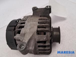 Gebruikte Dynamo Fiat 500 (312) 1.4 16V Prijs € 50,00 Margeregeling aangeboden door Maresia Parts