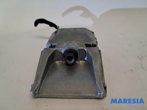 Gebruikte Camera voorzijde Alfa Romeo Junior 1.2 Ibrida Prijs € 174,99 Margeregeling aangeboden door Maresia Parts