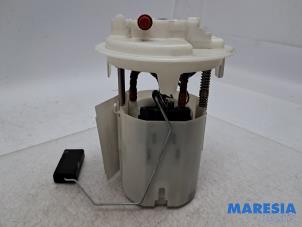Gebruikte Tank element Pomp Peugeot 207 CC (WB) 1.6 16V THP Prijs € 75,00 Margeregeling aangeboden door Maresia Parts