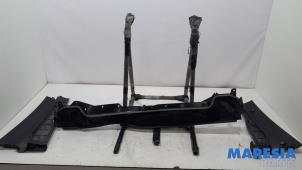 Gebruikte Paravan Peugeot 208 II (UB/UH/UP) 1.2 Vti 12V PureTech 75 Prijs € 39,95 Margeregeling aangeboden door Maresia Parts