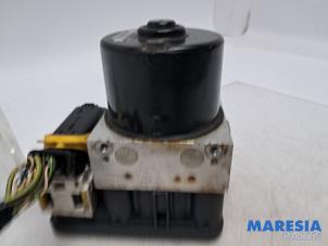 Gebruikte ABS Pomp Peugeot 207 CC (WB) 1.6 16V THP Prijs € 175,00 Margeregeling aangeboden door Maresia Parts