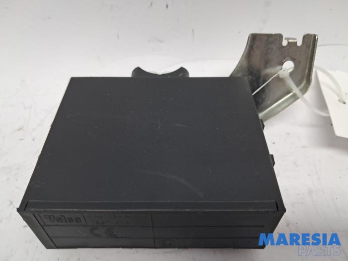 Centrale Deurvergrendelings Module van een Peugeot 107 1.0 12V 2006