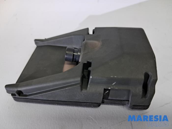 Camera voorzijde van een Peugeot 208 II (UB/UH/UP) 1.2 Vti 12V PureTech 75 2021