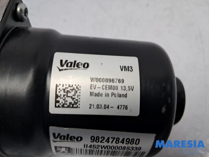 Ruitenwissermotor voor van een Peugeot 208 II (UB/UH/UP) 1.2 Vti 12V PureTech 75 2021