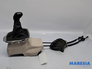 Gebruikte Pook Peugeot 208 II (UB/UH/UP) 1.2 Vti 12V PureTech 75 Prijs € 120,00 Margeregeling aangeboden door Maresia Parts