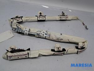 Gebruikte Airbag hemel rechts Peugeot 208 II (UB/UH/UP) 1.2 Vti 12V PureTech 75 Prijs € 100,00 Margeregeling aangeboden door Maresia Parts