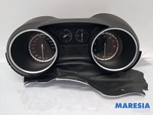 Gebruikte Instrumentenpaneel Alfa Romeo Giulietta (940) 1.4 TB 16V MultiAir Prijs € 149,00 Margeregeling aangeboden door Maresia Parts