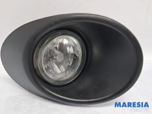 Gebruikte Mistlamp links-voor Peugeot Partner Tepee (7A/B/C/D/E/F/G/J/P/S) 1.6 VTI 120 16V Phase 1 Prijs € 15,00 Margeregeling aangeboden door Maresia Parts