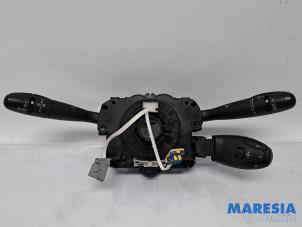 Gebruikte Licht + Raw Schakelaar Peugeot Partner Tepee (7A/B/C/D/E/F/G/J/P/S) 1.6 VTI 120 16V Phase 1 Prijs € 150,00 Margeregeling aangeboden door Maresia Parts