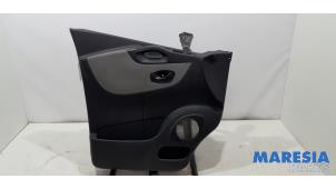 Gebruikte Deurbekleding 2Deurs links Renault Trafic (1FL/2FL/3FL/4FL) 1.6 dCi 120 Twin Turbo Prijs € 90,75 Inclusief btw aangeboden door Maresia Parts