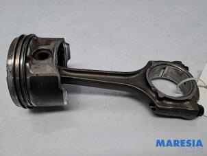 Gebruikte Drijfstang Fiat Punto Evo (199) 1.4 16V MultiAir Start&Stop Prijs € 39,99 Margeregeling aangeboden door Maresia Parts