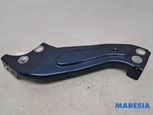 Gebruikte Voorfront Peugeot Partner Tepee (7A/B/C/D/E/F/G/J/P/S) 1.6 VTI 120 16V Phase 1 Prijs € 25,00 Margeregeling aangeboden door Maresia Parts