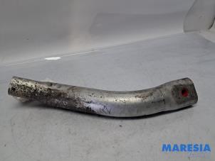 Gebruikte Frontdeel steun Citroen C6 (TD) 2.7 HDiF V6 24V Prijs € 30,00 Margeregeling aangeboden door Maresia Parts