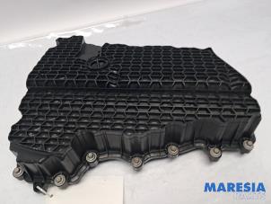 Gebruikte Carterpan Opel Vivaro 2.0 CDTI 122 Prijs € 127,05 Inclusief btw aangeboden door Maresia Parts