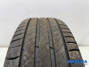 Gebruikte Band Peugeot 308 (L3/L8/LB/LH/LP) 1.2 12V e-THP PureTech 110 Prijs € 35,00 Margeregeling aangeboden door Maresia Parts