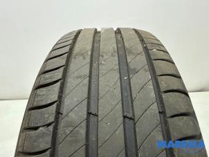 Gebruikte Band Peugeot 308 (L3/L8/LB/LH/LP) 1.2 12V e-THP PureTech 110 Prijs € 35,00 Margeregeling aangeboden door Maresia Parts