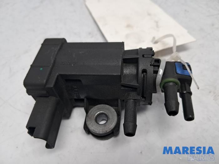 Gebruikte Turbodrukregelaar Opel Vivaro 2.0 CDTI 122 Prijs € 35,09 Inclusief btw aangeboden door Maresia Parts