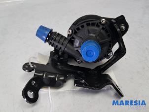 Gebruikte Extra waterpomp Alfa Romeo Junior 1.2 Ibrida Prijs € 54,00 Margeregeling aangeboden door Maresia Parts