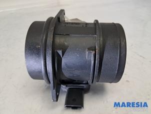 Gebruikte Luchthoeveelheidsmeter Citroen C6 (TD) 2.7 HDiF V6 24V Prijs € 35,00 Margeregeling aangeboden door Maresia Parts