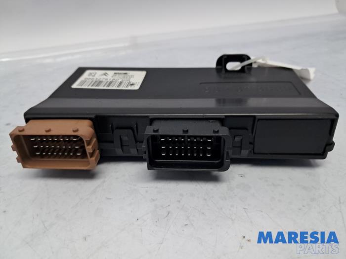 Gebruikte Computer stoel Citroen C6 (TD) 2.7 HDiF V6 24V Prijs € 105,00 Margeregeling aangeboden door Maresia Parts