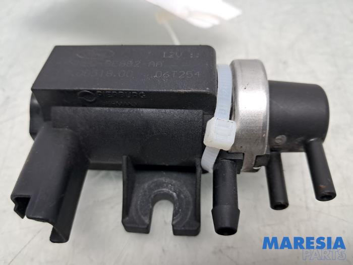 Gebruikte Turbo Overdrukklep Citroen C6 (TD) 2.7 HDiF V6 24V Prijs € 22,50 Margeregeling aangeboden door Maresia Parts