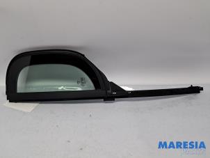 Gebruikte Driehoeks Ruit links-achter Peugeot 308 (L3/L8/LB/LH/LP) 1.2 12V e-THP PureTech 110 Prijs € 50,00 Margeregeling aangeboden door Maresia Parts