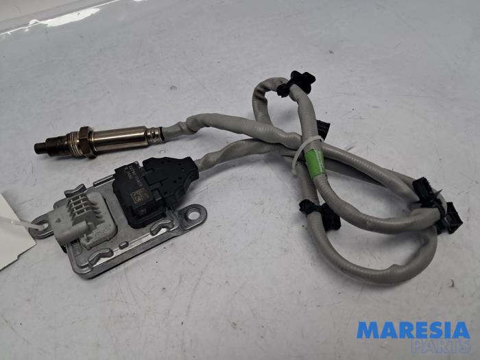 Gebruikte Nox sensor Renault Trafic (1FL/2FL/3FL/4FL) 2.0 dCi 16V 130 Prijs € 242,00 Inclusief btw aangeboden door Maresia Parts