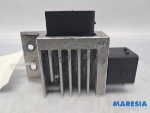 Gebruikte Computer Airco Renault Trafic (1FL/2FL/3FL/4FL) 2.0 dCi 16V 130 Prijs € 60,44 Inclusief btw aangeboden door Maresia Parts