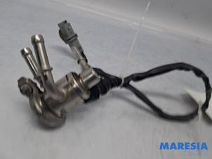 Gebruikte Adblue injector Renault Trafic (1FL/2FL/3FL/4FL) 2.0 dCi 16V 130 Prijs € 169,40 Inclusief btw aangeboden door Maresia Parts