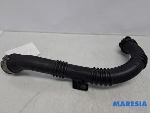 Gebruikte Intercooler Buis Renault Trafic (1FL/2FL/3FL/4FL) 1.6 dCi 120 Twin Turbo Prijs € 60,50 Inclusief btw aangeboden door Maresia Parts