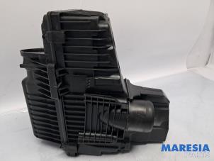 Gebruikte Luchtfilterhuis Peugeot Expert (G9) 2.0 HDiF 16V 130 Prijs € 48,39 Inclusief btw aangeboden door Maresia Parts