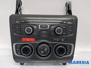Gebruikte Radiobedienings paneel Citroen DS4 (NX) 1.6 16V VTi 120 Prijs € 100,00 Margeregeling aangeboden door Maresia Parts