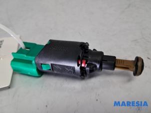 Gebruikte Remlicht Schakelaar Citroen DS4 (NX) 1.6 16V VTi 120 Prijs € 12,50 Margeregeling aangeboden door Maresia Parts