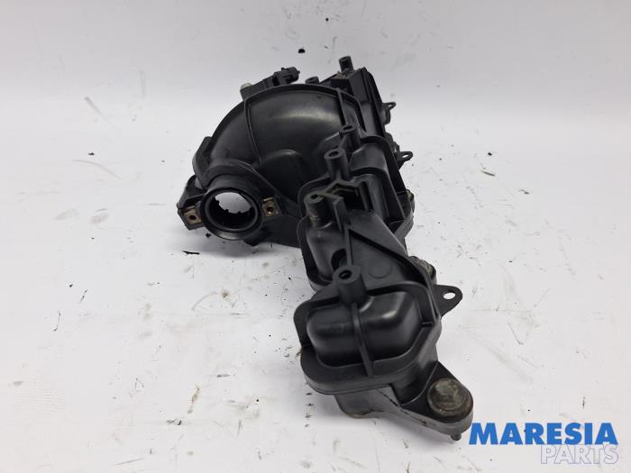 Inlaatspruitstuk van een Citroën Jumper (U9) 2.2 HDi 130 2016