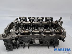 Gebruikte Cilinderkop Peugeot 3008 I (0U/HU) 1.6 VTI 16V Prijs € 799,00 Margeregeling aangeboden door Maresia Parts