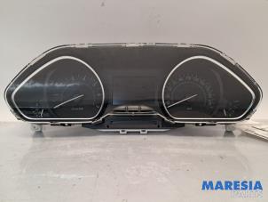 Gebruikte Cockpit Peugeot 2008 (CU) 1.2 Vti 12V PureTech 82 Prijs € 120,00 Margeregeling aangeboden door Maresia Parts