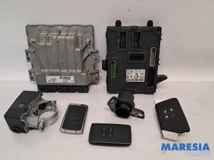 Gebruikte Computer Motormanagement Renault Megane IV (RFBB) 1.2 Energy TCE 130 Prijs € 339,00 Margeregeling aangeboden door Maresia Parts