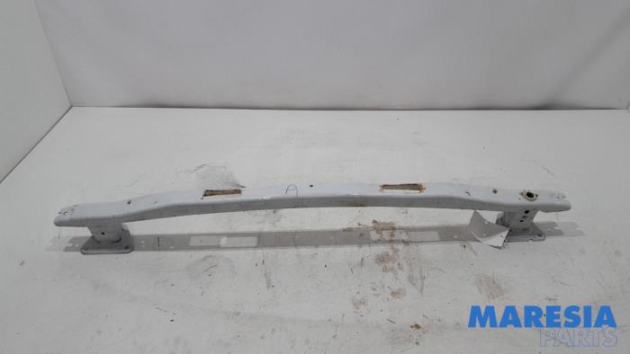 Gebruikte Bumperframe achter Renault Kangoo Express (FW) 1.5 dCi 75 Prijs € 60,49 Inclusief btw aangeboden door Maresia Parts