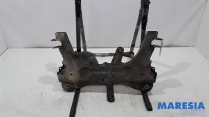 Gebruikte Subframe Renault Kangoo Express (FW) 1.5 dCi 75 Prijs € 90,75 Inclusief btw aangeboden door Maresia Parts
