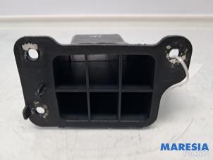 Gebruikte Frontpaneel Citroen C4 Picasso (3D/3E) 1.6 16V THP 155 Prijs € 25,00 Margeregeling aangeboden door Maresia Parts