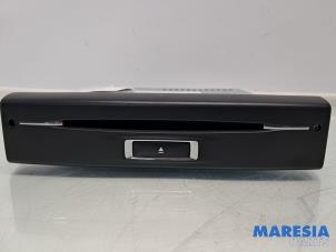 Gebruikte CD Wisselaar Citroen C4 Picasso (3D/3E) 1.6 16V THP 155 Prijs € 90,00 Margeregeling aangeboden door Maresia Parts