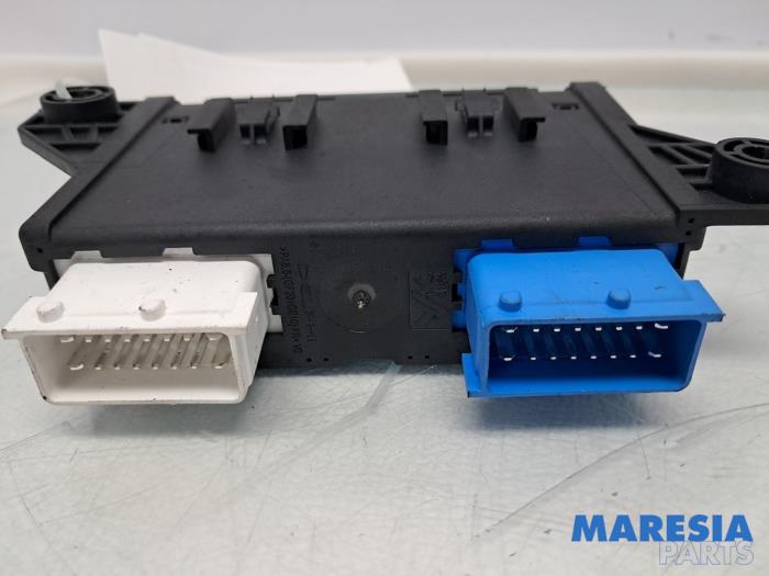 Computer Body Control van een Citroën C4 Picasso (3D/3E) 1.6 16V THP 155 2015