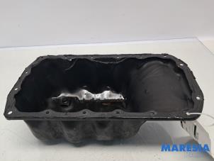 Gebruikte Carterpan Citroen C4 Picasso (3D/3E) 1.6 16V THP 155 Prijs € 24,99 Margeregeling aangeboden door Maresia Parts