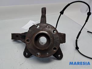 Gebruikte Asschenkel links-voor Renault Kangoo Express (FW) 1.5 dCi 75 Prijs € 90,75 Inclusief btw aangeboden door Maresia Parts