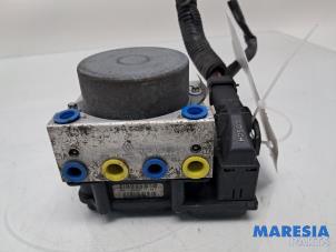 Gebruikte ABS Pomp Renault Kangoo Express (FW) 1.5 dCi 75 Prijs € 90,00 Inclusief btw aangeboden door Maresia Parts